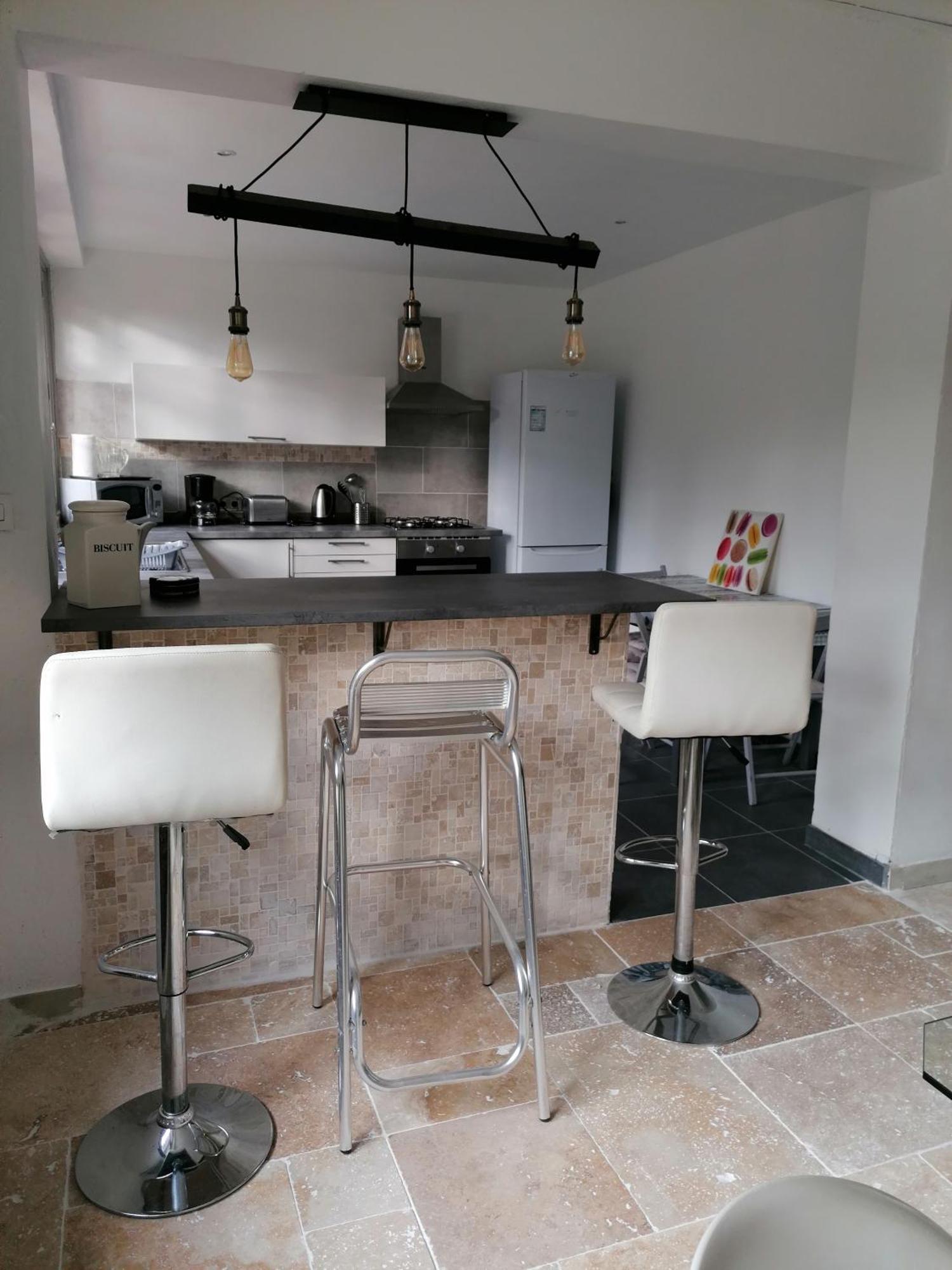 Charmant Rez De Villa Climatise Renove, 90M2 Avec Parking 卡西斯 外观 照片