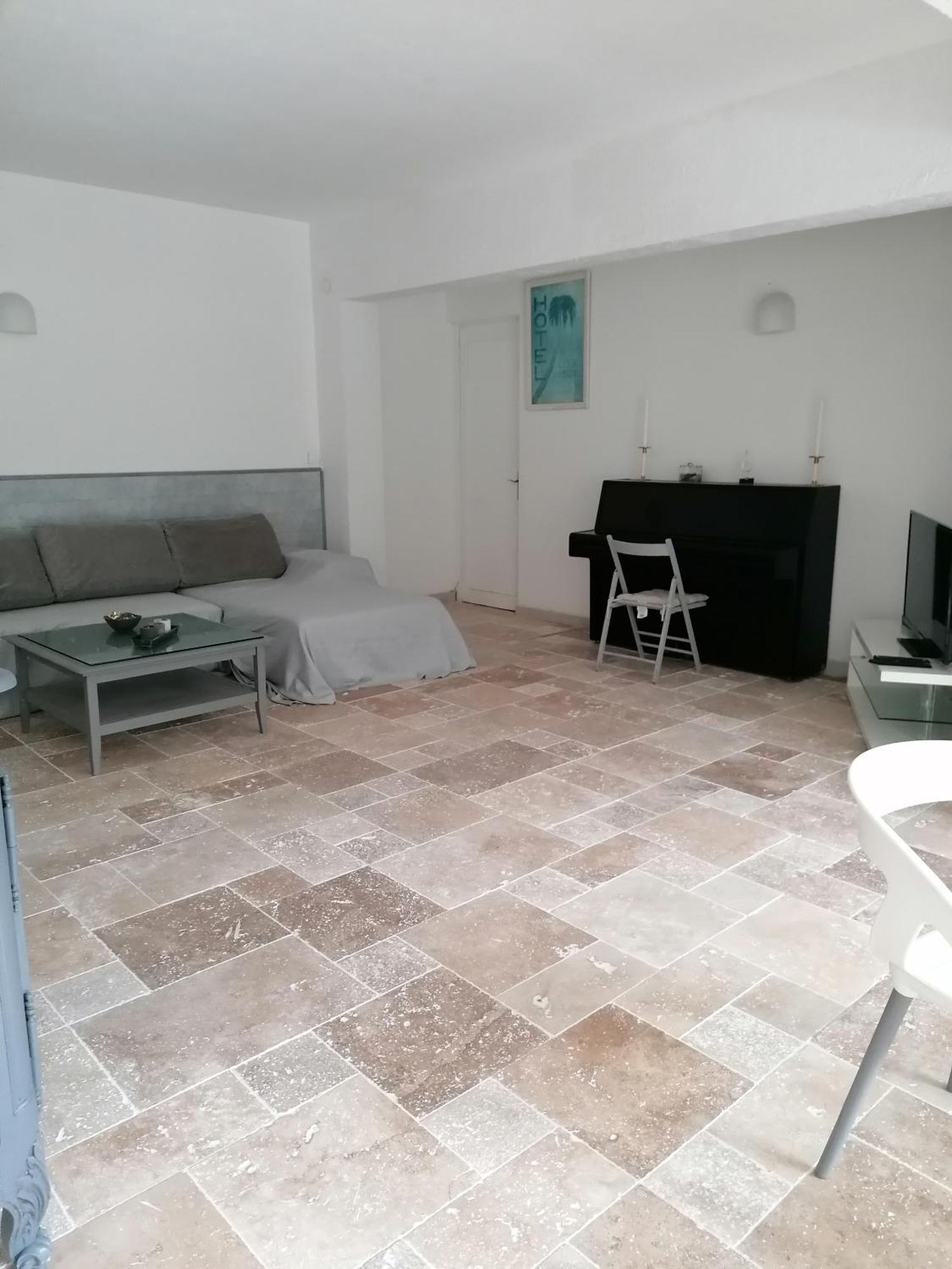 Charmant Rez De Villa Climatise Renove, 90M2 Avec Parking 卡西斯 外观 照片